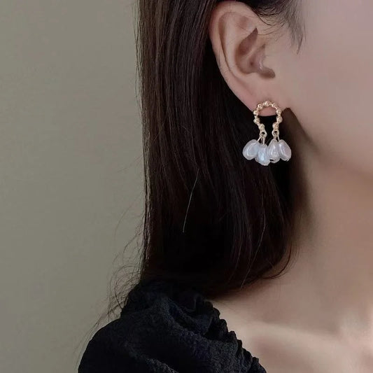 Pendientes de aro con perla en forma de gota