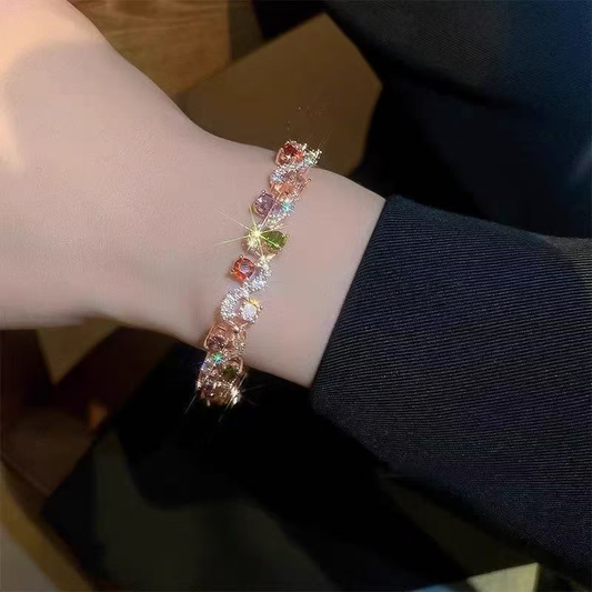 Pulsera multicolor de gemas