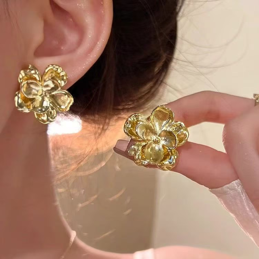 Pendientes de flor de cinco pétalos
