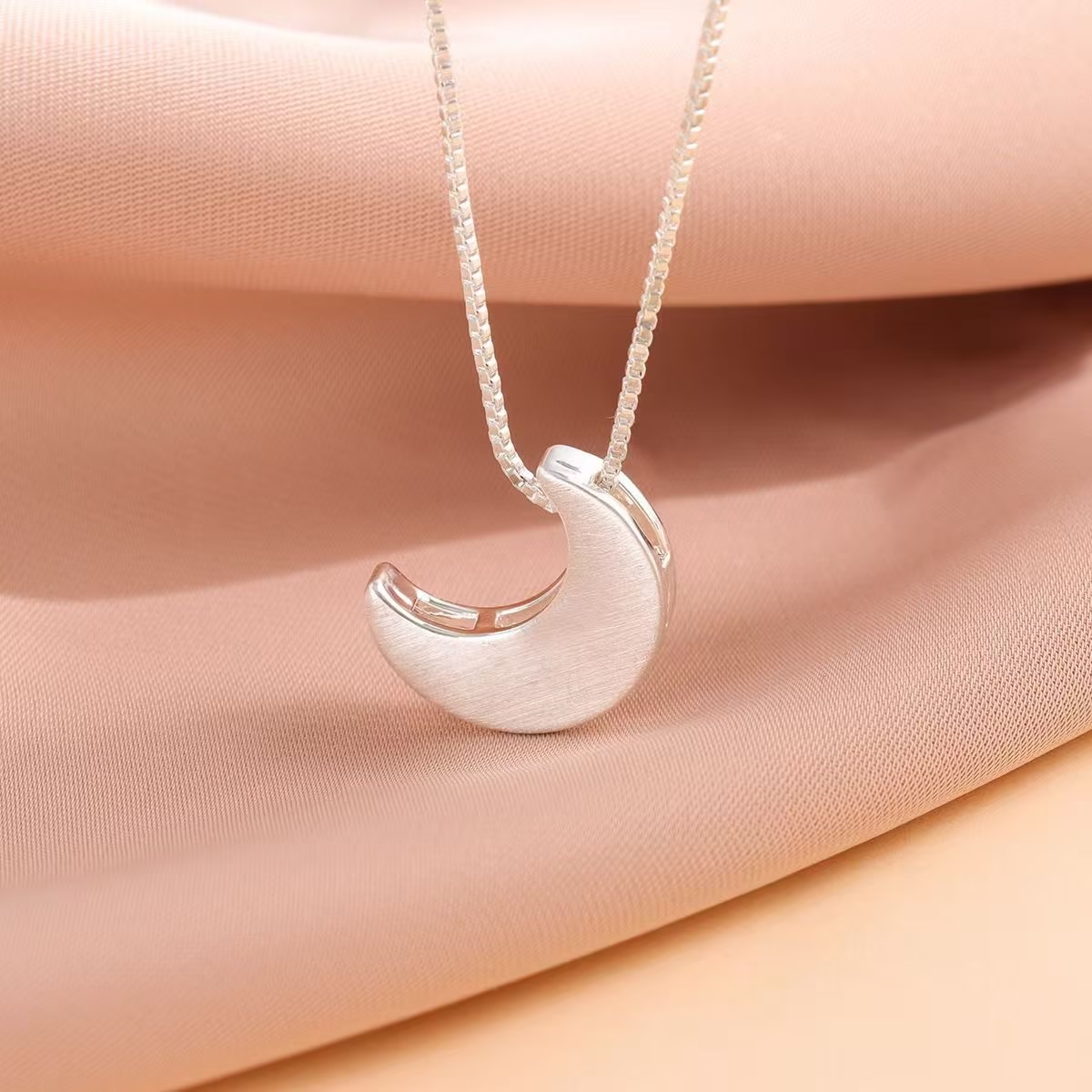 925 Sterling Silver Moon Necklace