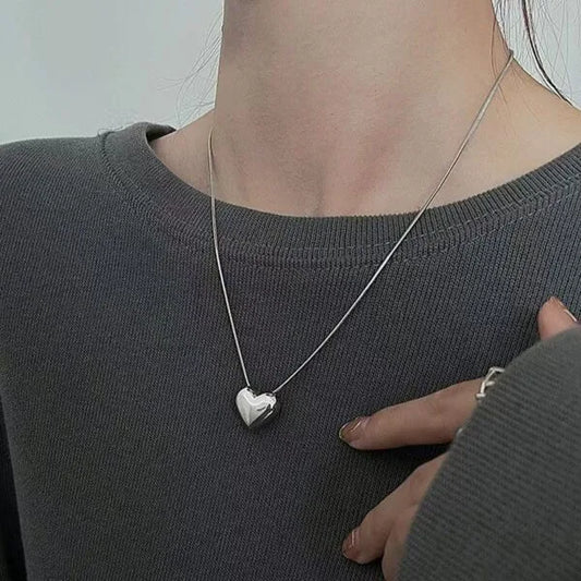 Collar de corazón tridimensional de plata de ley 925
