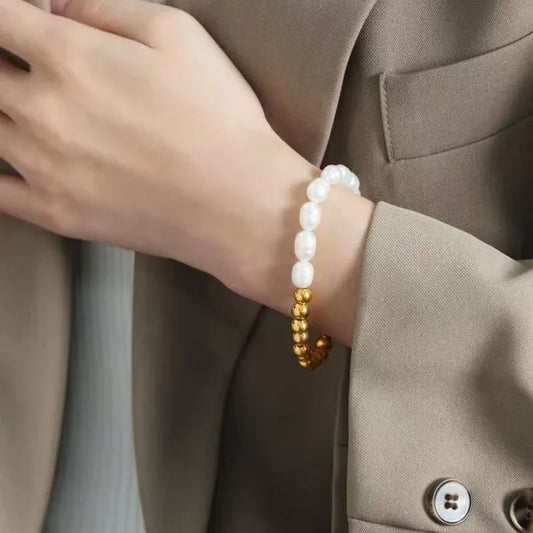 Pulsera bicolor de perlas de agua dulce