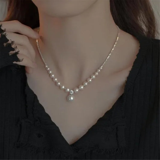 Collar de textura de plata machacada con perla sintética de plata 999