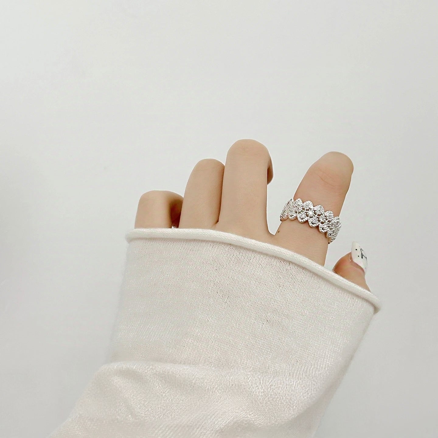 Frost Radiance Ring