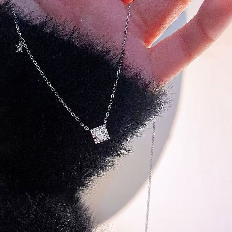 Collier en argent sterling 925 avec zirconia incrusté