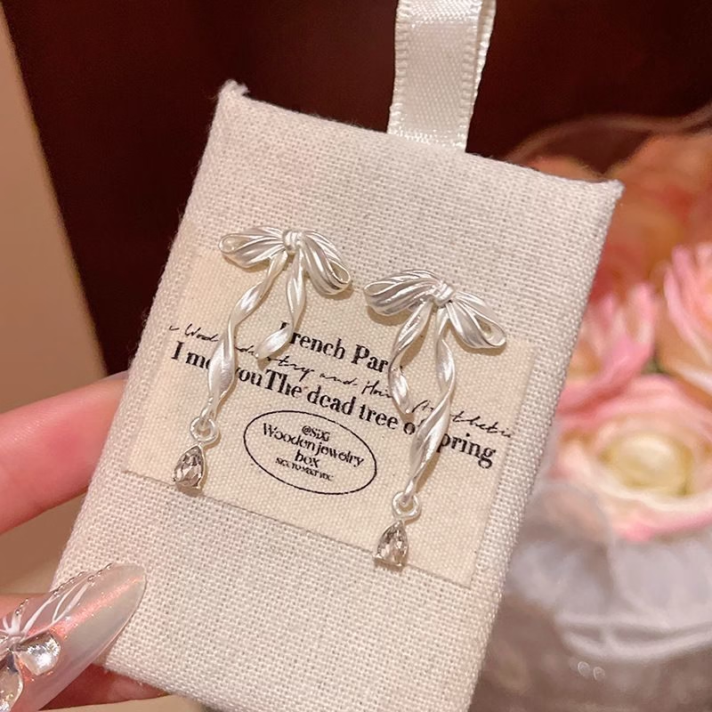 Ribbon Whisper Earrings