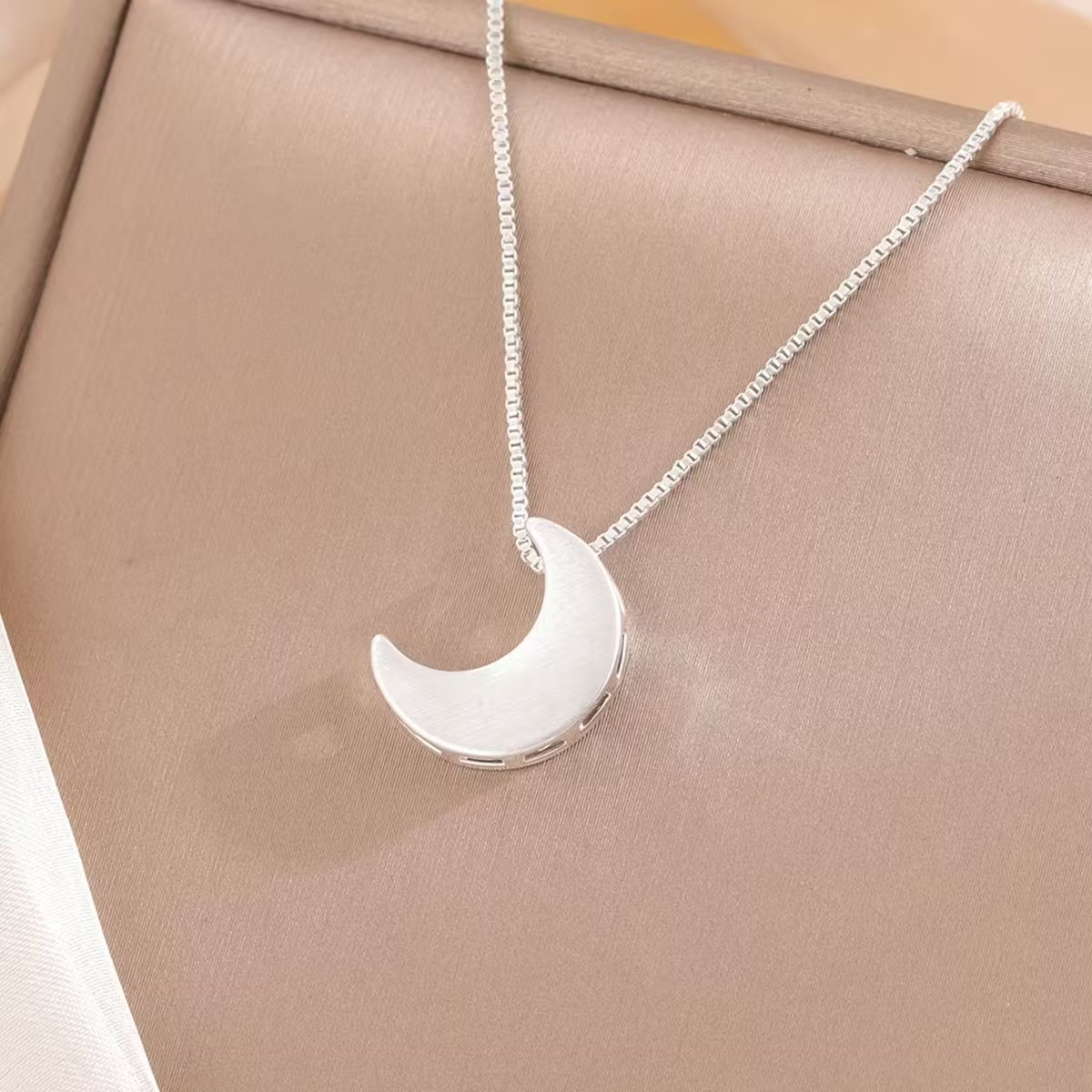 925 Sterling Silver Moon Necklace