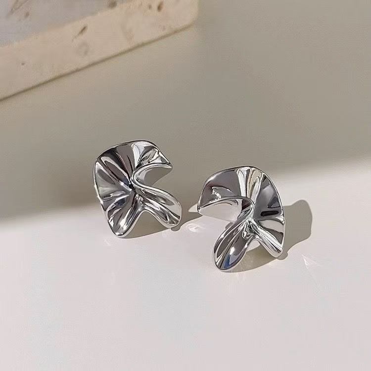 Bloom Studs Earrings