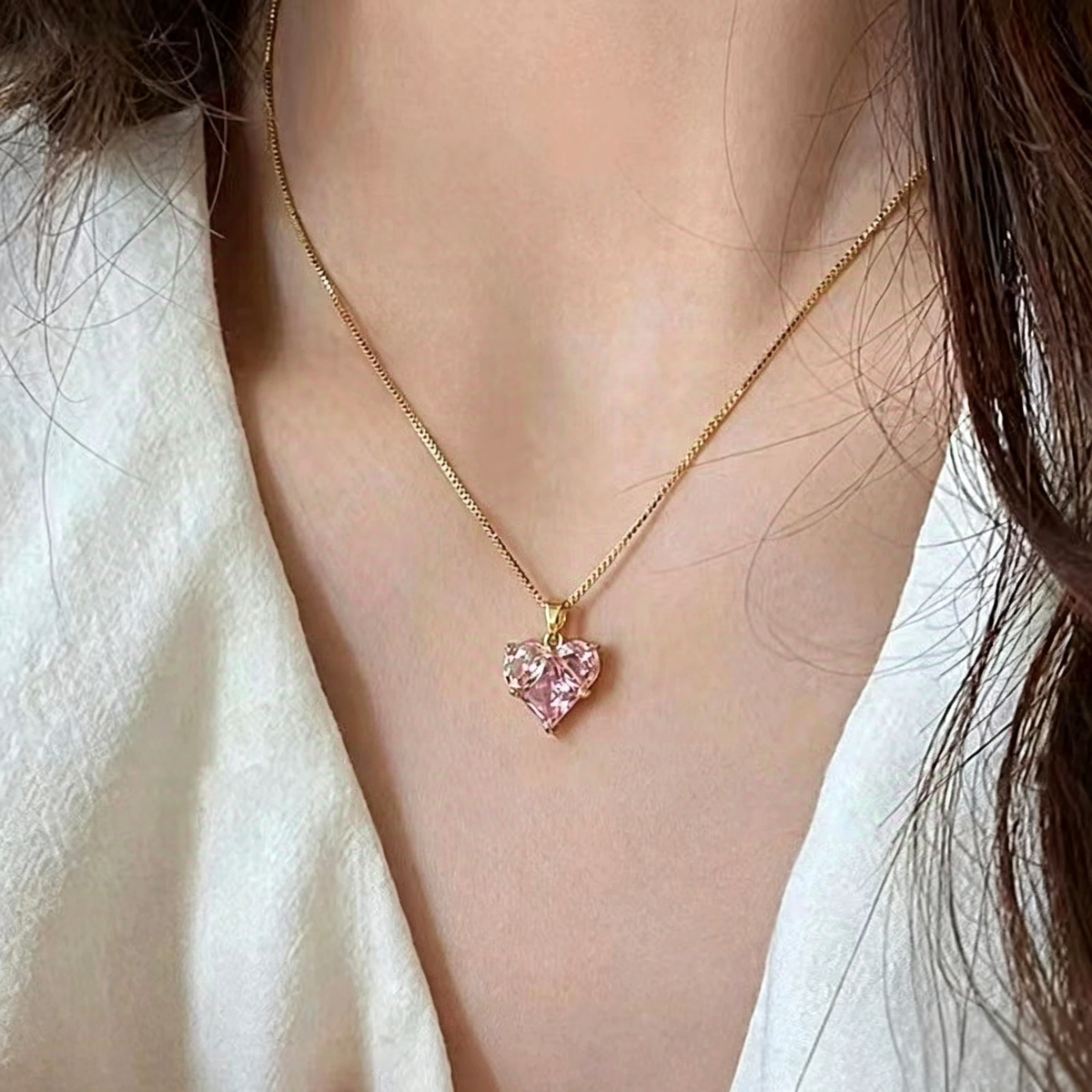 Graceful Heart Set (Earrings / Necklace)