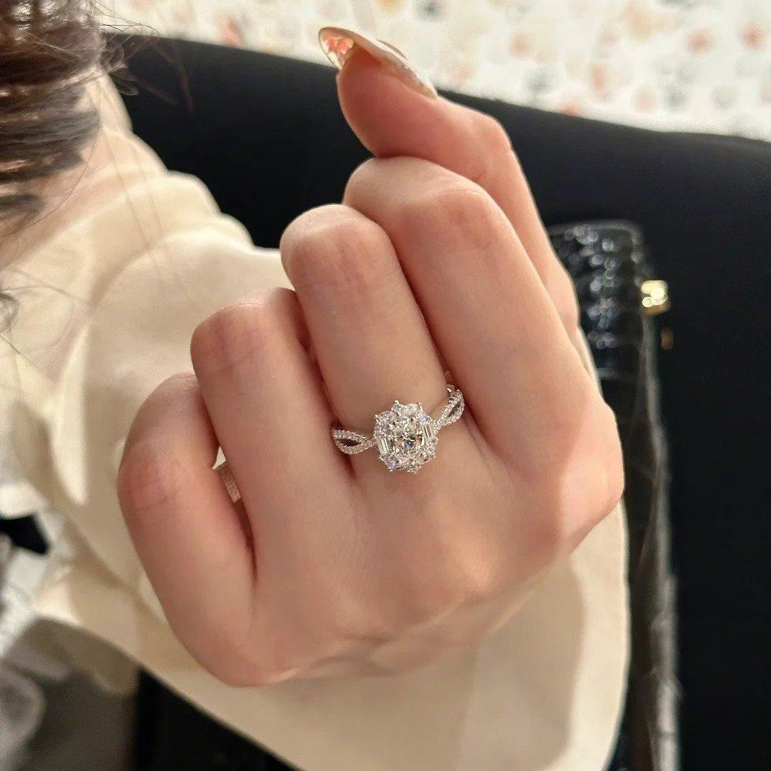 Aurora Crown Ring
