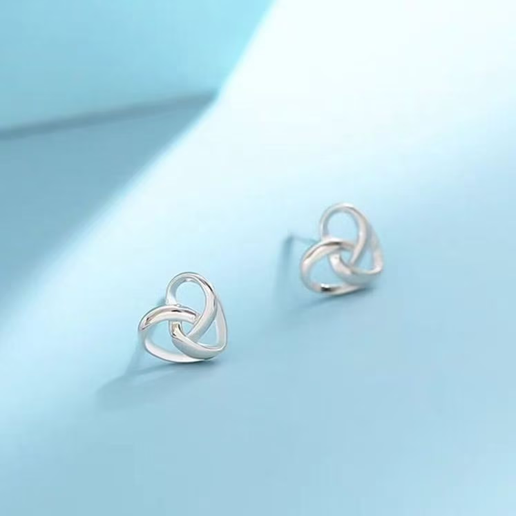 Sweet Heart-Shaped Stud Earrings