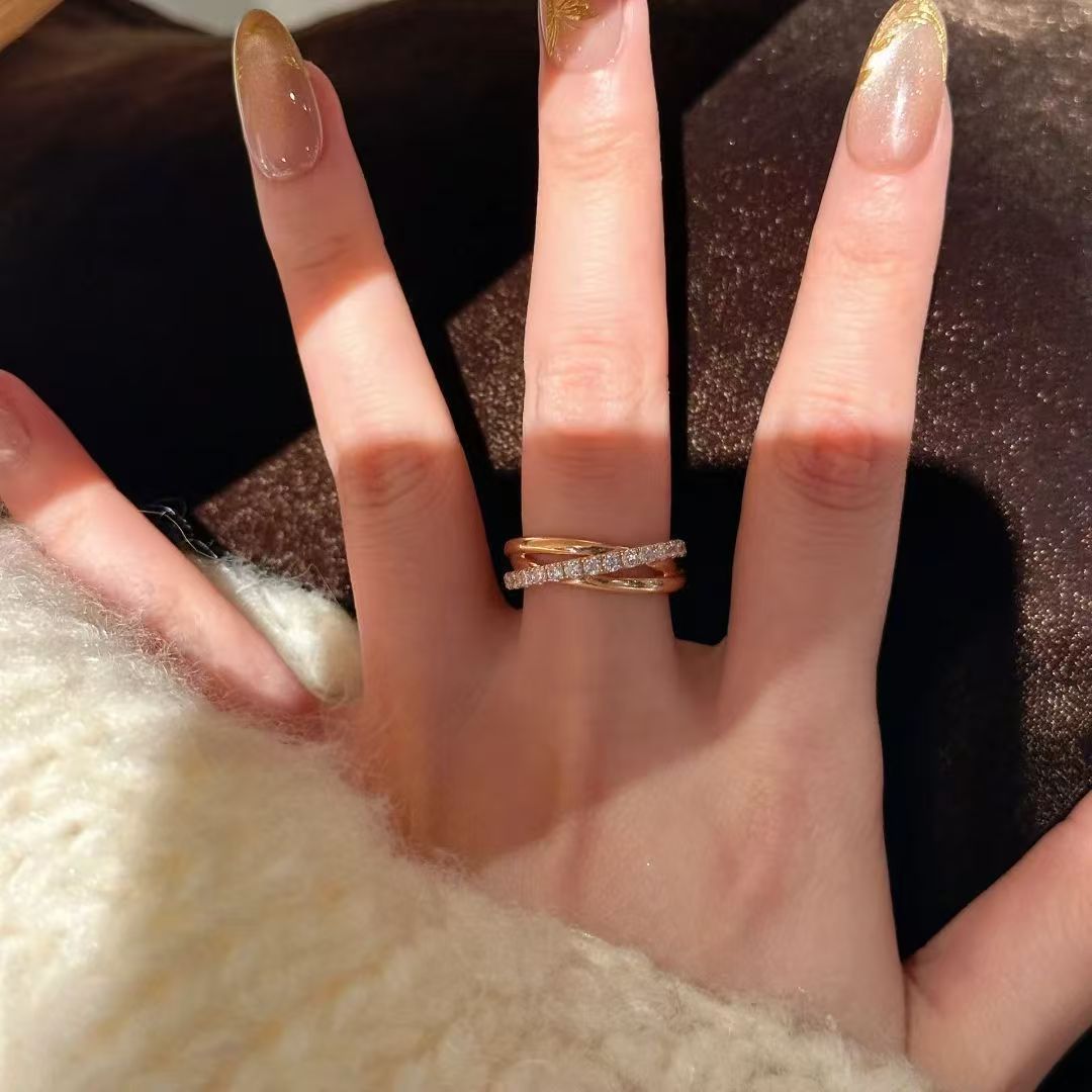 Aurora Twist Ring