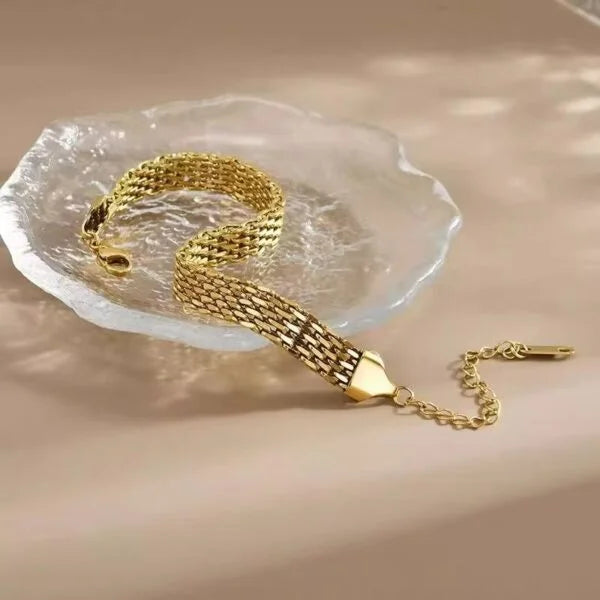 Bracelet en maille tressée tendance