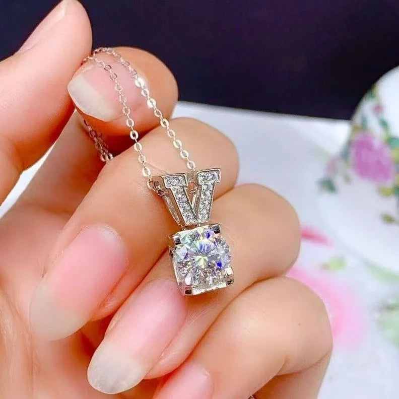 V‑Shine Crystal Drop Necklace