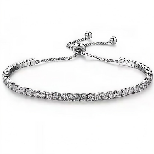 Lujosa pulsera con circonitas de talla cuadrada engastadas en pavé completo