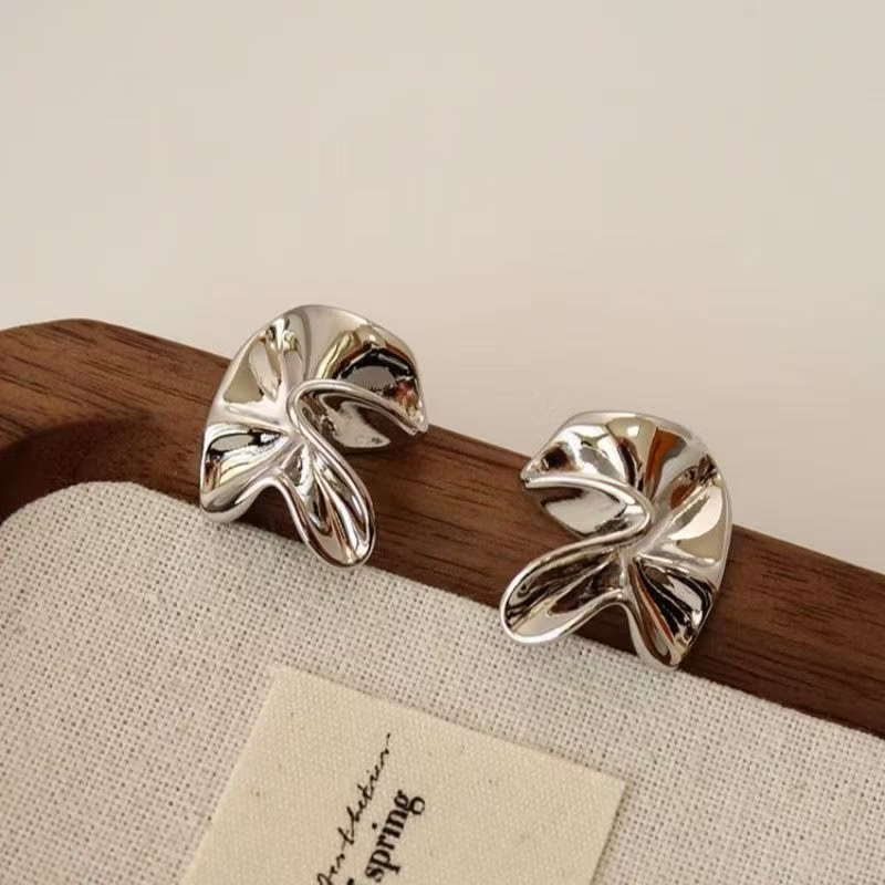 Bloom Studs Earrings