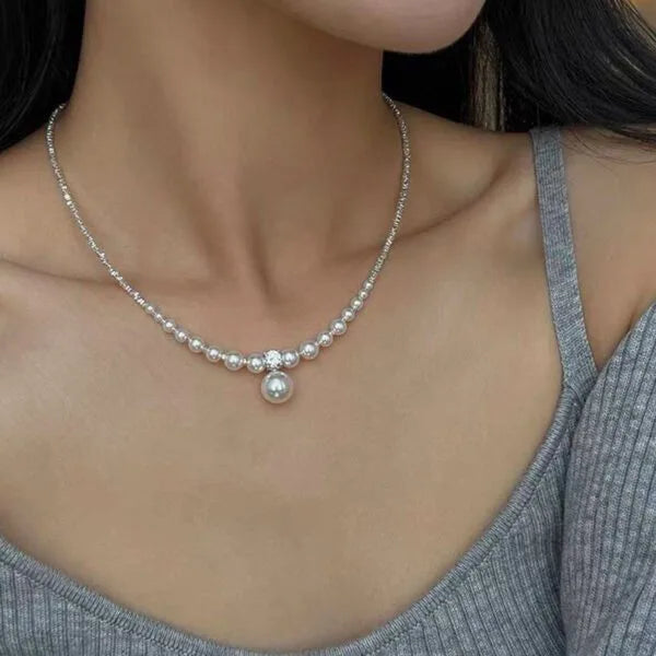 Collar de textura de plata machacada con perla sintética de plata 999