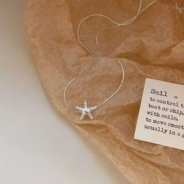 Collar de Estrella de Mar de Lava Texturizada de Plata de Ley 925