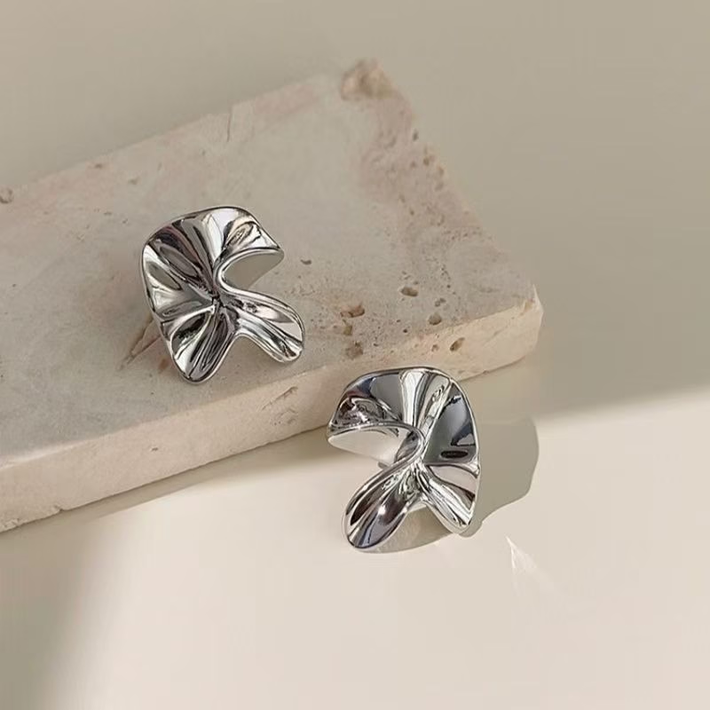 Bloom Studs Earrings