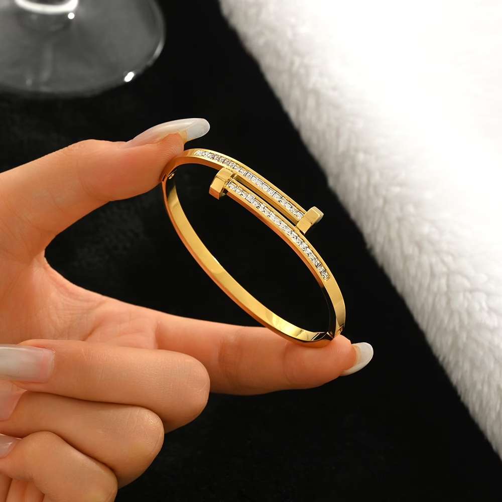 Pulsera con circonitas cúbicas