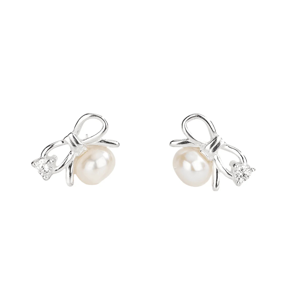 Aretes de lazo de perlas de circonita microengastada de plata de ley 925