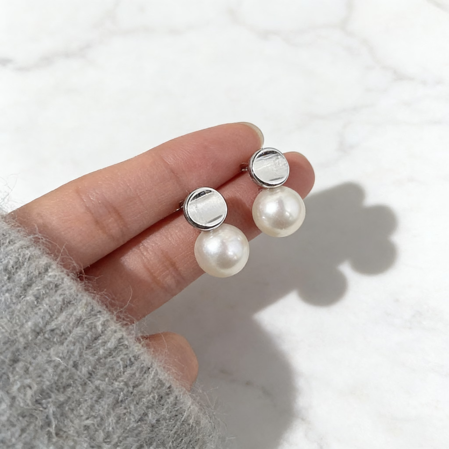 Echo Pearl Earrings
