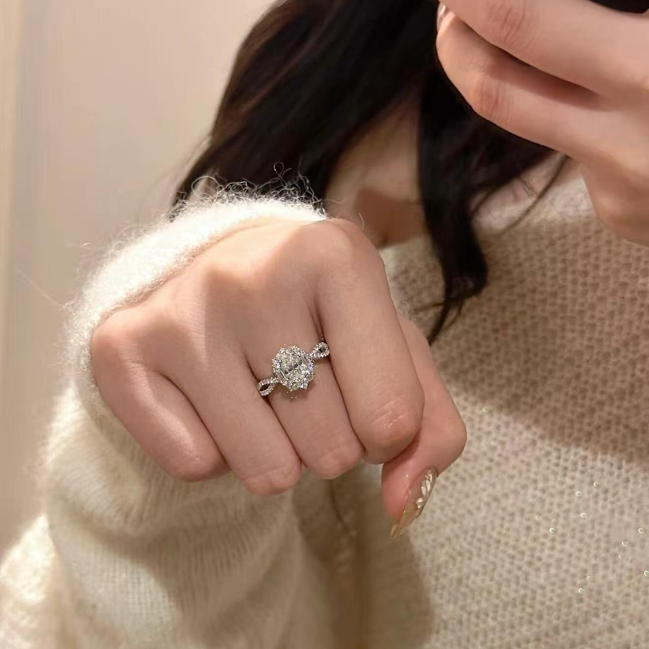 Aurora Crown Ring