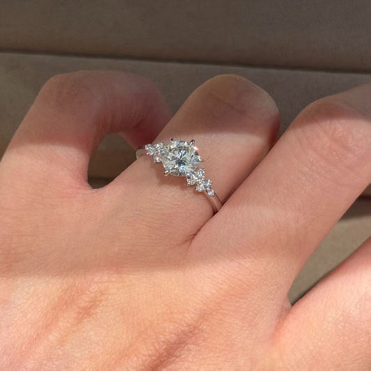999 Silver Halo Beam Ring