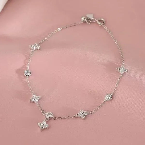 Four Leaf Bubble Diamond Bracelet