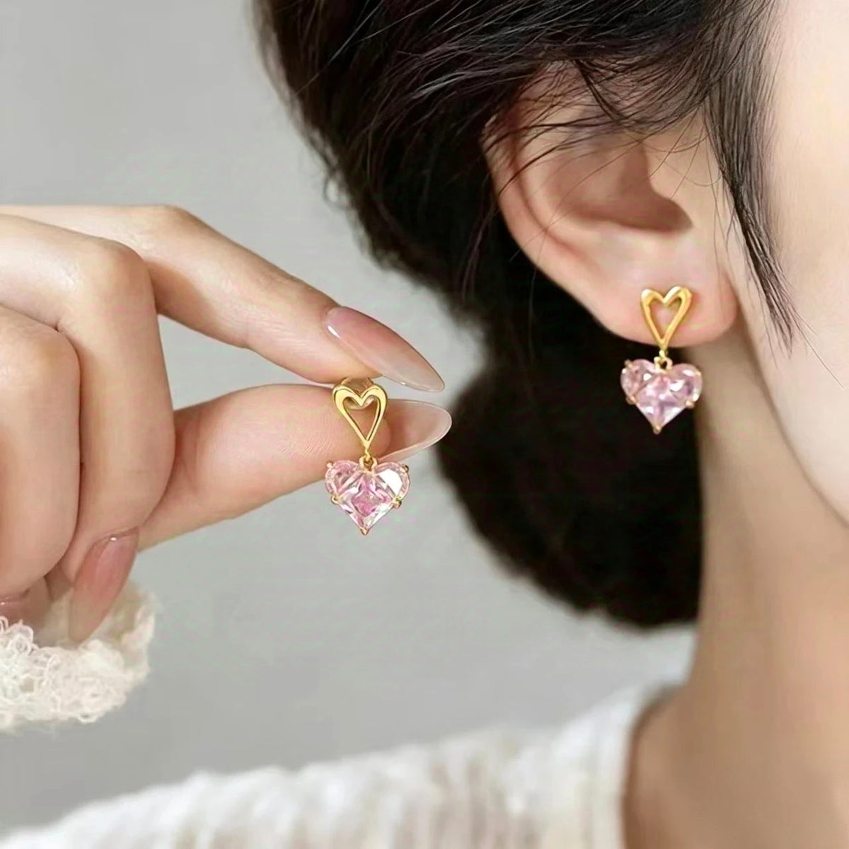 Graceful Heart Set (Earrings / Necklace)