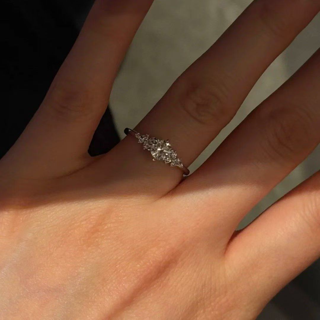 999 Silver Halo Beam Ring