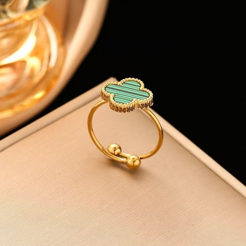 Bague de bénédiction Trèfle à Quatre Feuilles