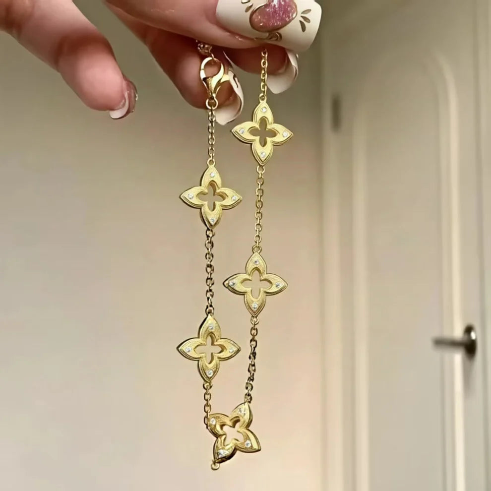 925 Sterling Silver Luxury Four‑Leaf Floral Set