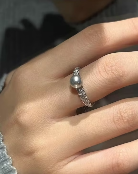 Anillo Abierto de Plata de Ley 925 con Perlas de Imitación