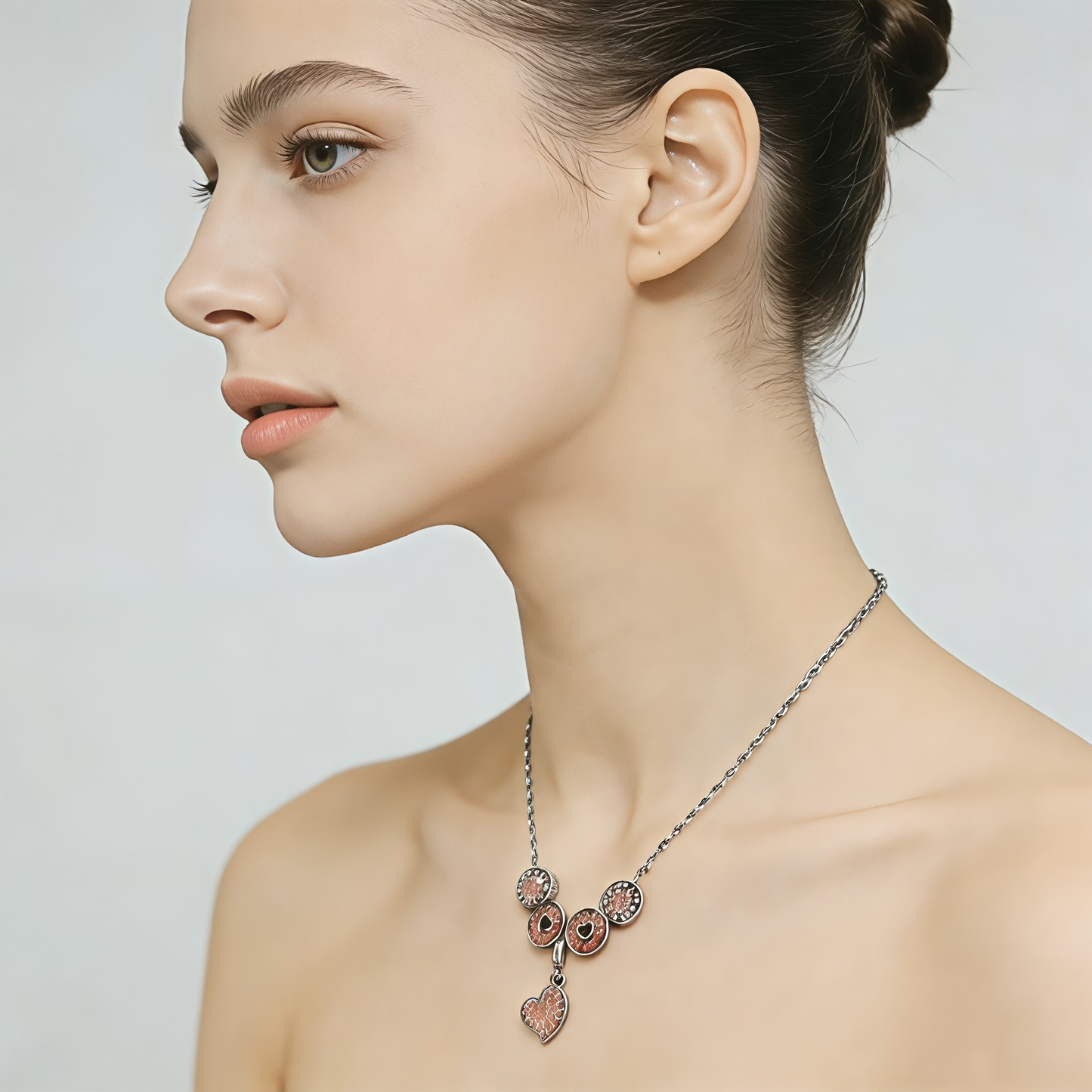 Collier charme orbite rose