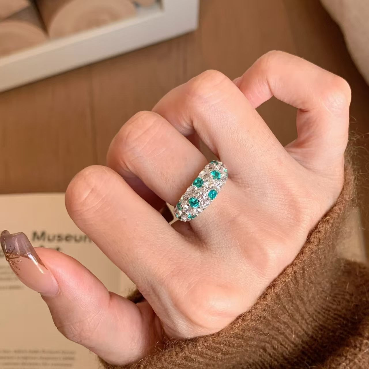 Lumine Crown Ring