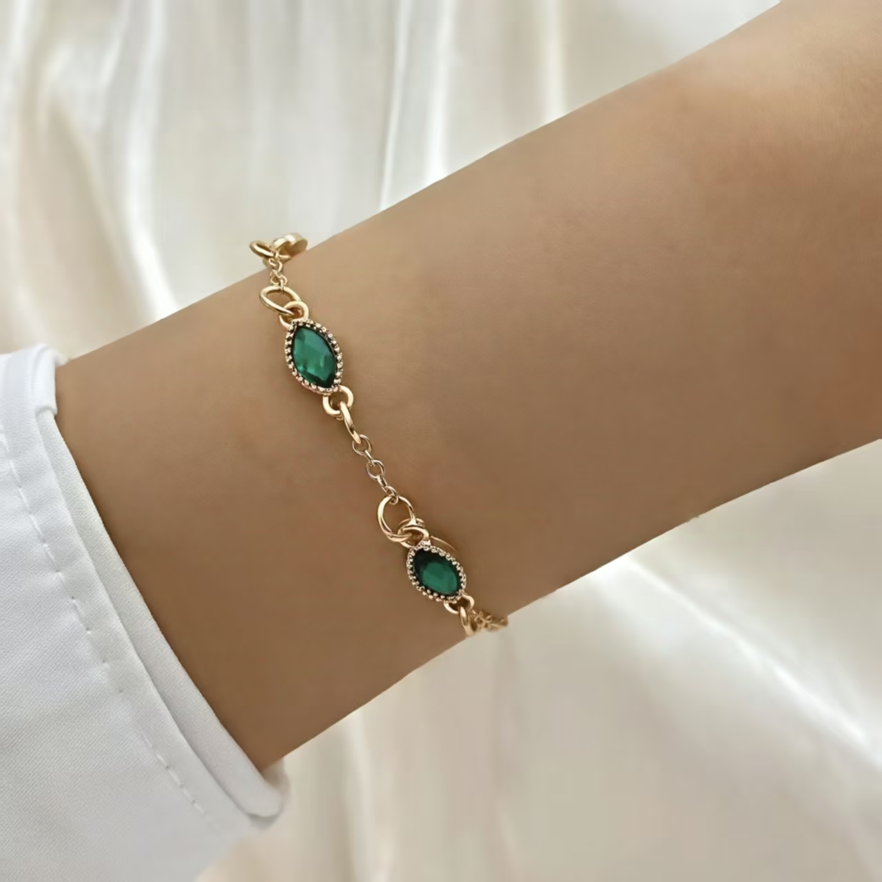 Verdant Trio Link Bracelet