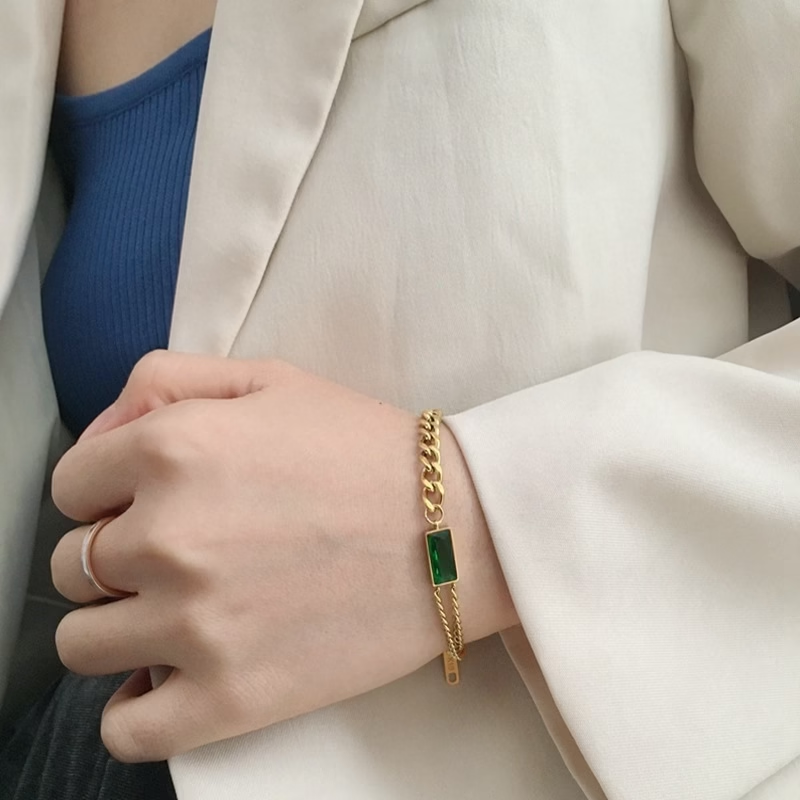 Pulsera de moda de acero titanio en verde esmeralda