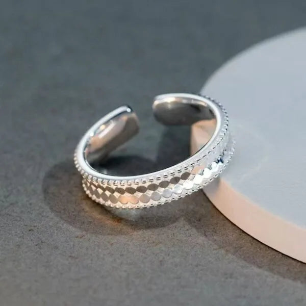 925 Sterling Silver Glitter Fish Scale Ring