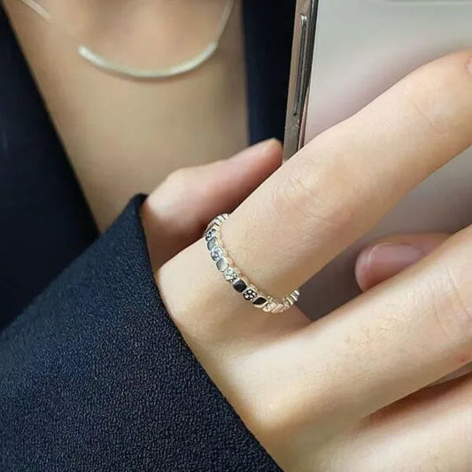 Anillo Texturizado de Plata de Ley 925