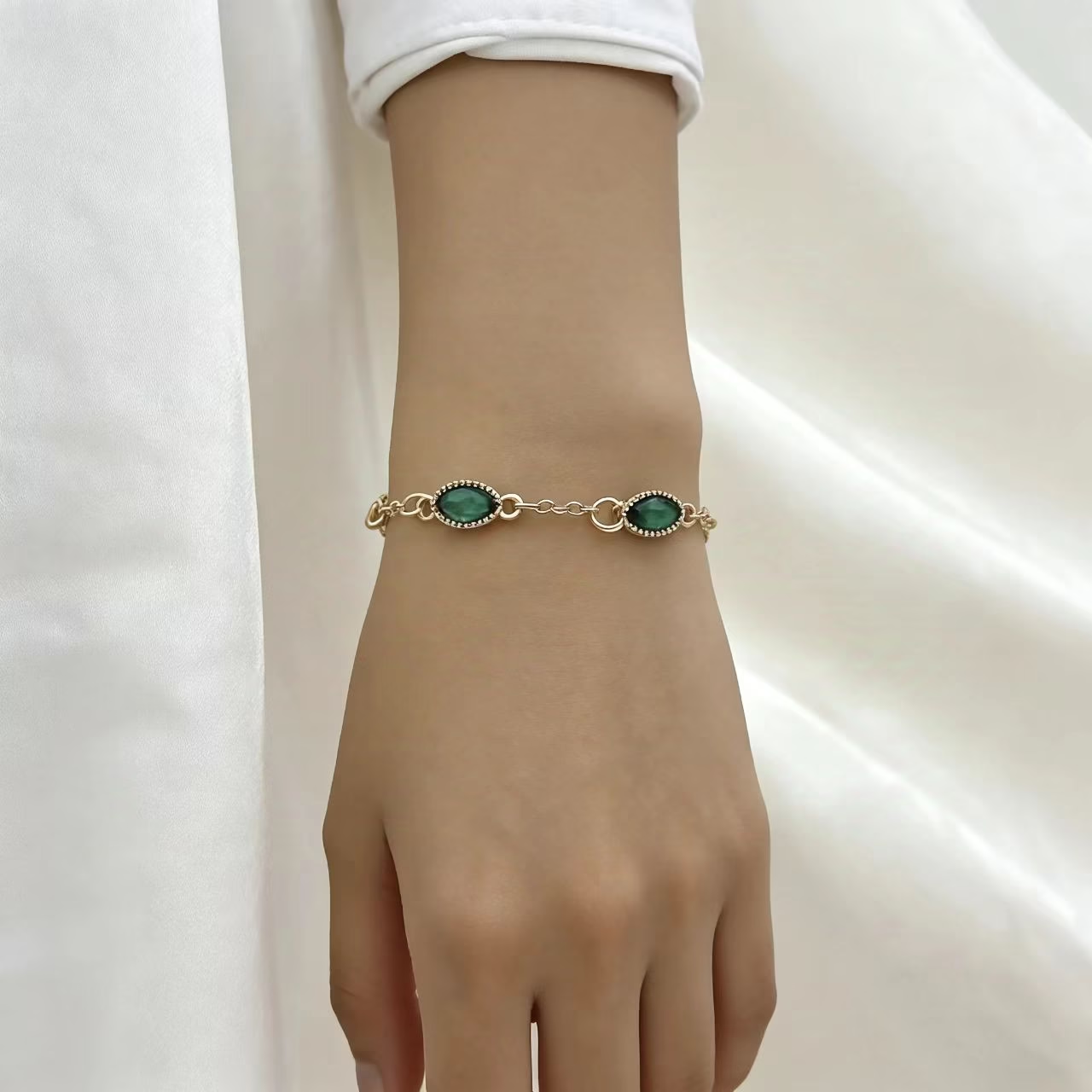 Verdant Trio Link Bracelet
