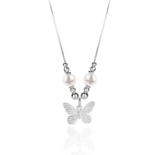 Collar de perlas de imitación con textura de mariposa "Gentle Wind" de plata de ley 925