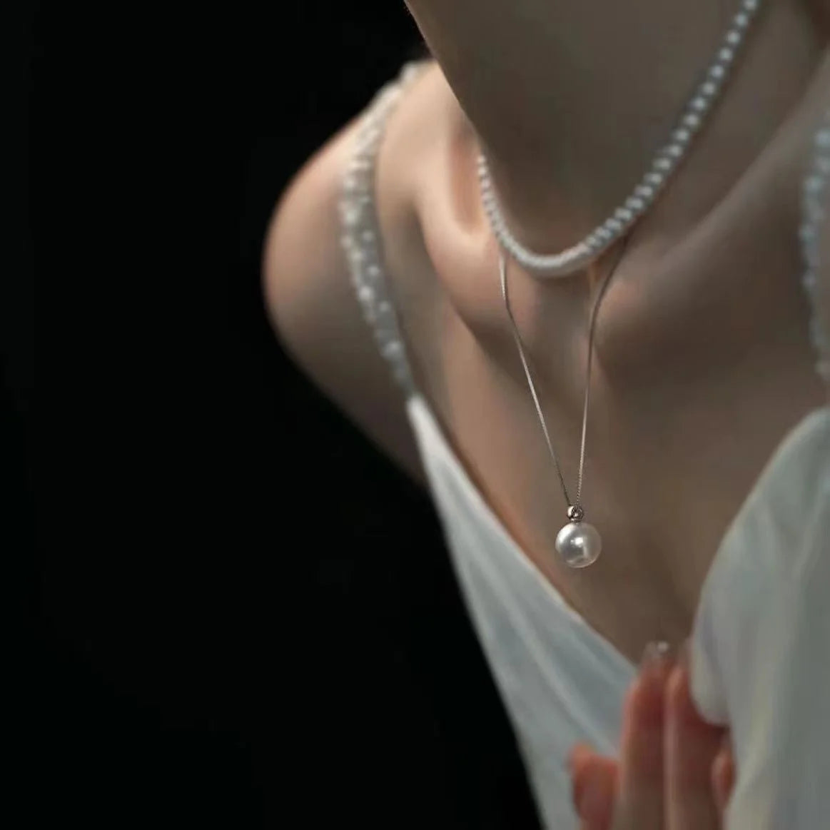 Collar de cadena con colgante de perlas y eslabones de plata de ley 925