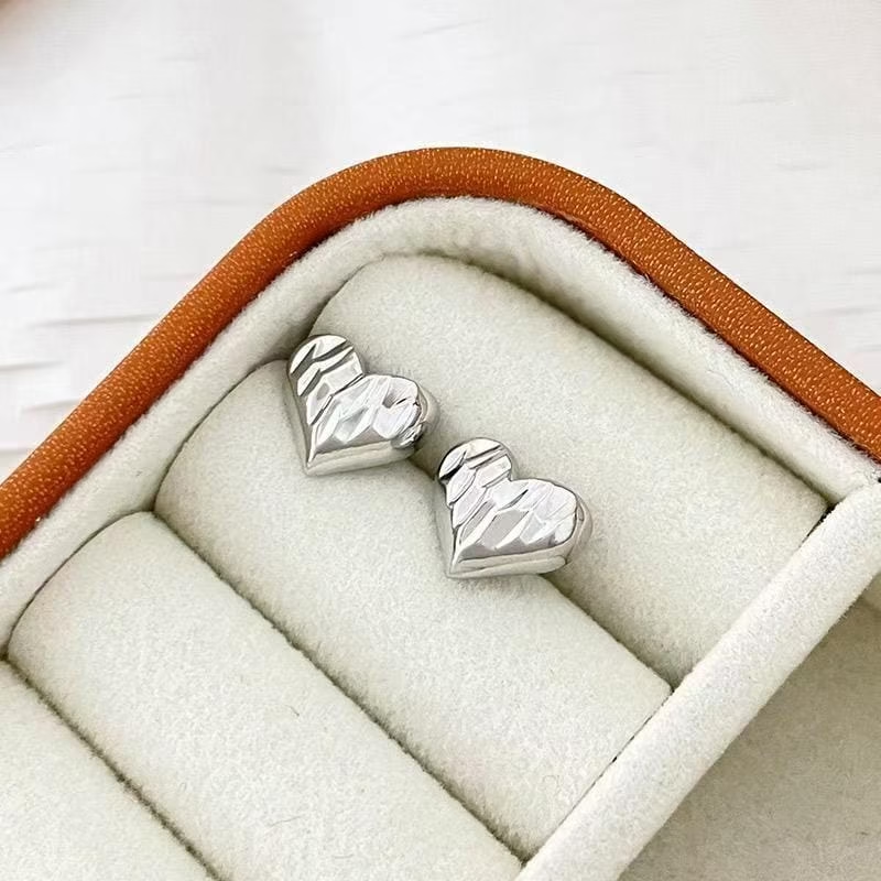 925 Sterling Silver Ripple Love Stud Earrings