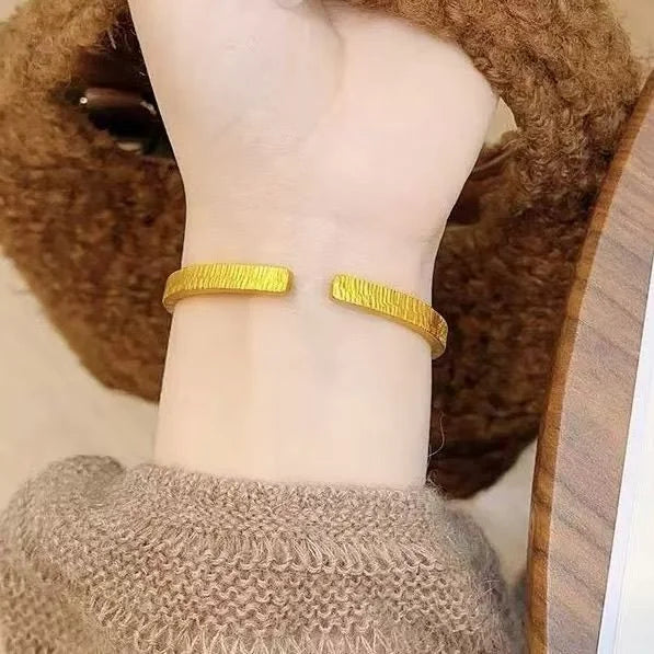 High-quality Vertical Bracelet
