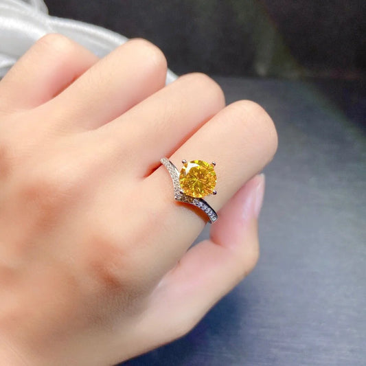 Anillo de cristal en V