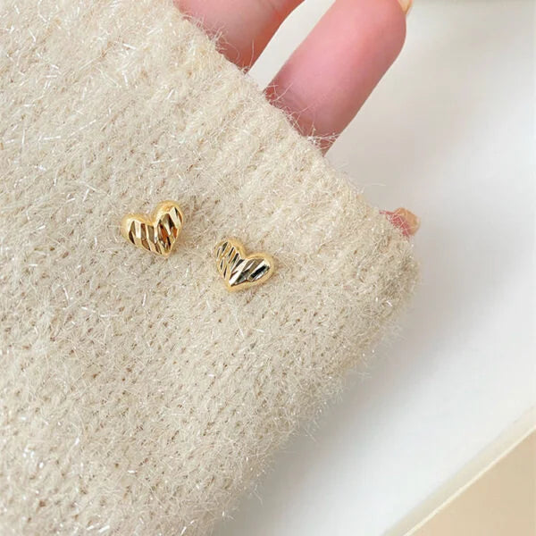 925 Sterling Silver Ripple Love Stud Earrings