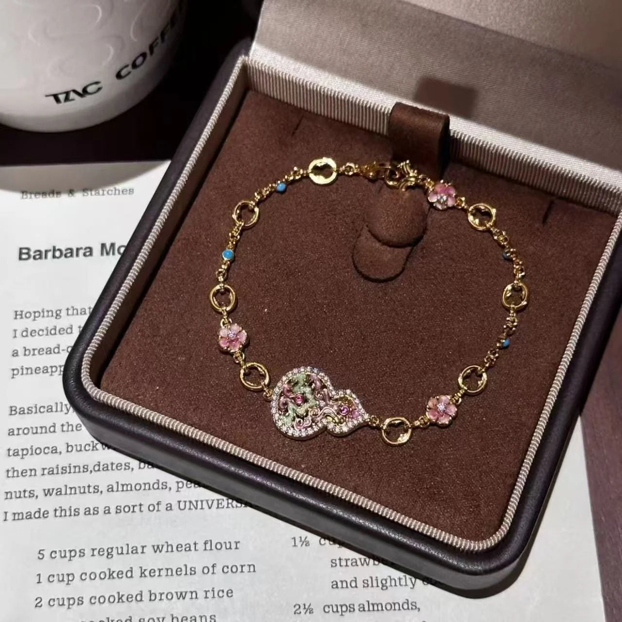Bracelet en gemmes florales
